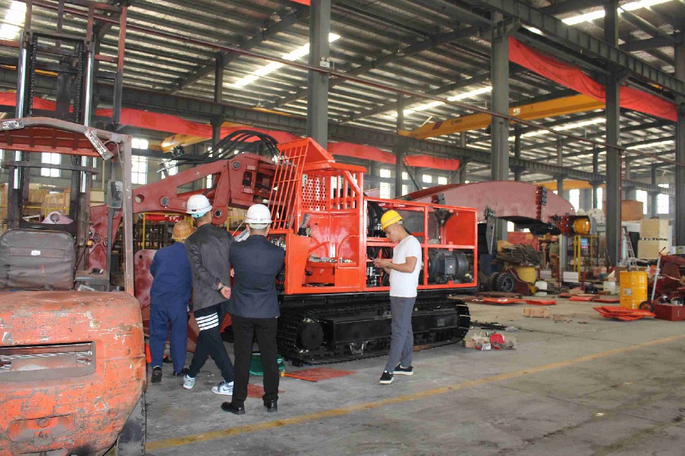 如何判斷扒渣機質量？襄陽企業的生產標準
