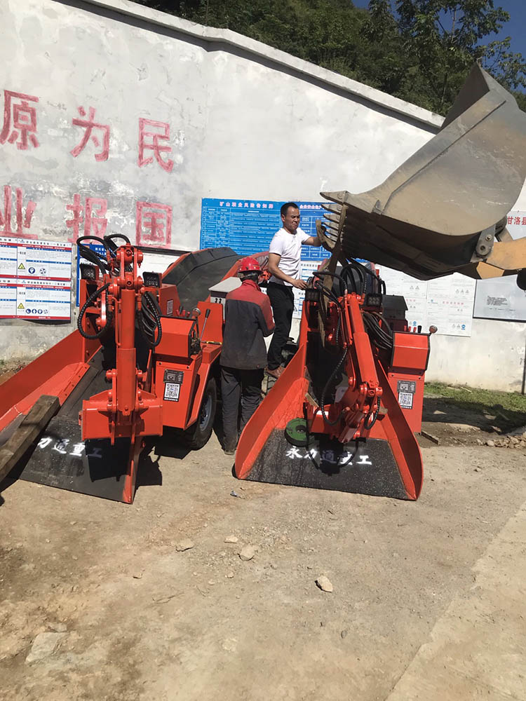 大美貴州 誠心服務——永力通礦用30扒渣機一路西南
